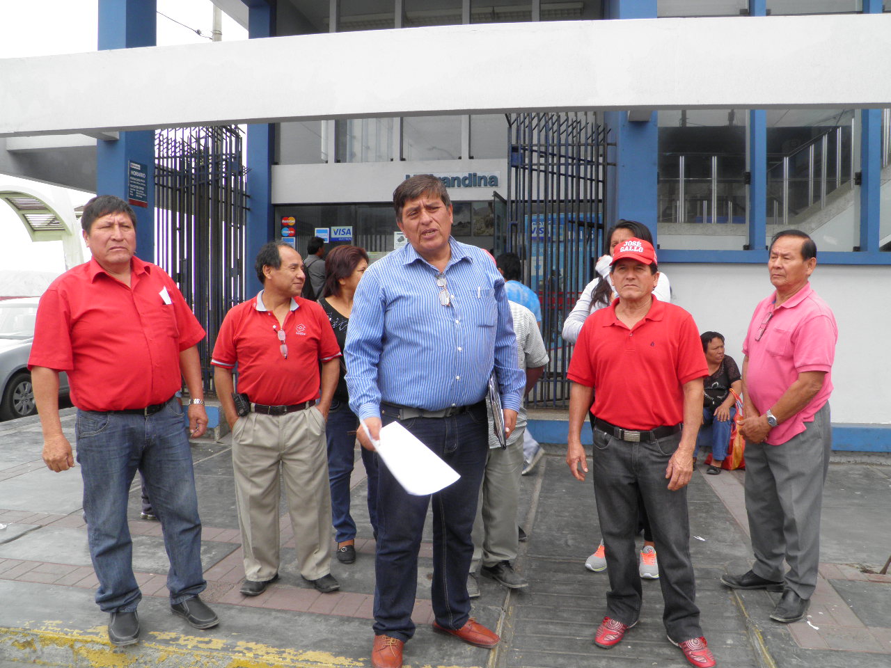 Chimbote: Exigen a Hidrandina reposición de electrodomésticos quemados