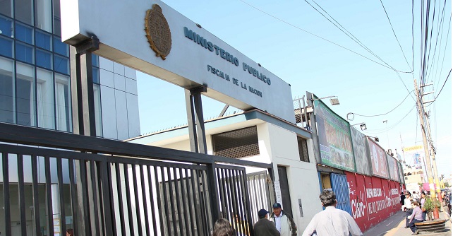 Prisión preventiva para sujetos que se hacían pasar como policías para asaltar a transeúntes en Chimbote