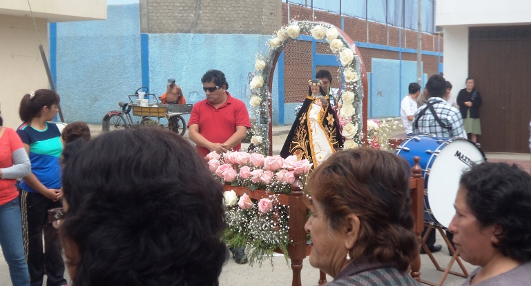 Vecinos de urbanización “Santa Rosa” celebran 34° aniversario