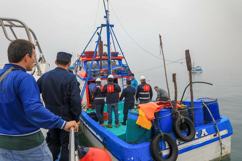 Produce decomisó arte de pesca no apto para extracción de pejerrey en Chimbote