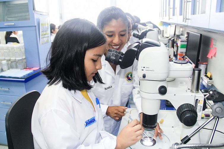 Produce fomenta  talleres vivenciales para niñas “Por un mar de científicas”