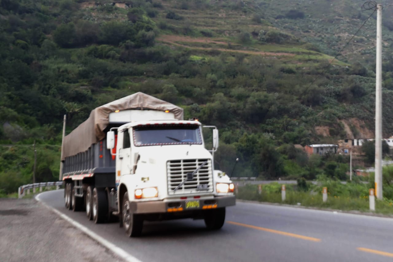 Ministro Lozada: “Productos alimenticios están llegando a los mercados de abastos con total normalidad”