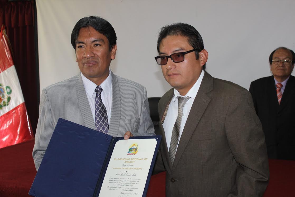 Profesor de Huaraz ubicado entre los 50 mejores del mundo es declarado “hijo ilustre y honorable” de Áncash
