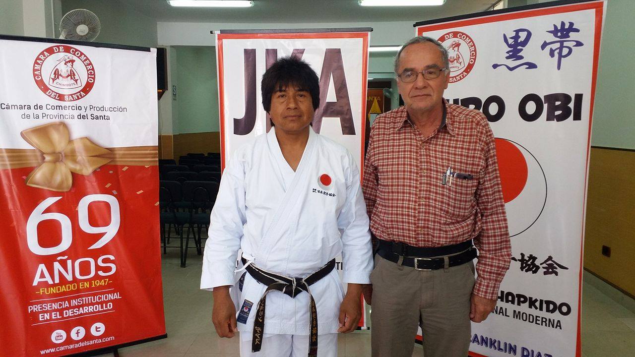 Cámara de Comercio del Santa impulsa programa de karate y defensa personal