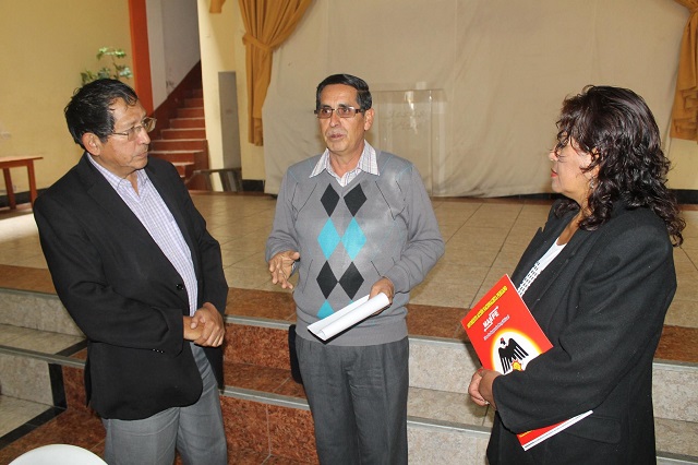 Huaraz: Inician proceso de recolección de firmas para la revocatoria contra Waldo Ríos