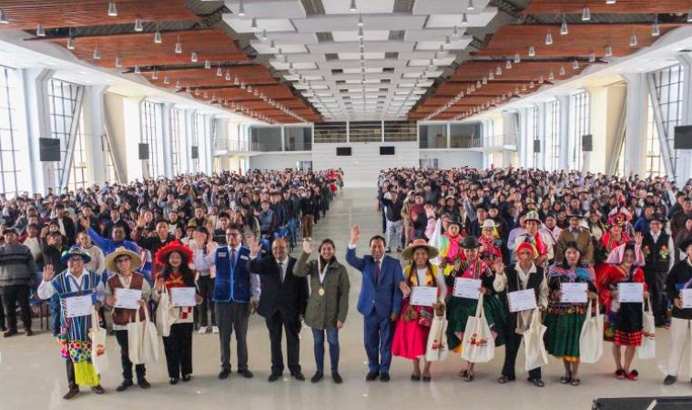 En el 2024 Pronabec otorgó más de 19 mil becas para educación superior 