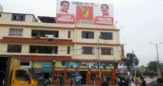 Grupos políticos  llenan de propaganda electoral principales avenidas y calles de la ciudad 