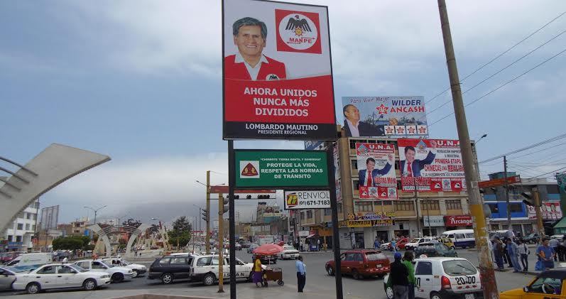 Exhortan a agrupaciones políticas a retirar paneles de propaganda de la ciudad 