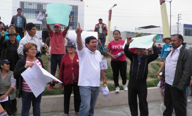 Posesionarios de terrenos en Santa exigen no ser desalojados