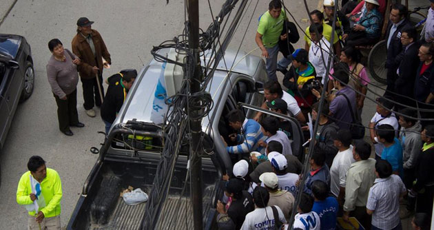 Simpatizantes de Puro Áncash protestan exigiendo que Waldo Ríos siga en carrera electoral