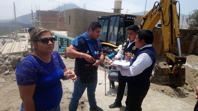 Pretenden instalar antena de telefonía a menos de 50 metros donde se ubica un colegio en Chimbote