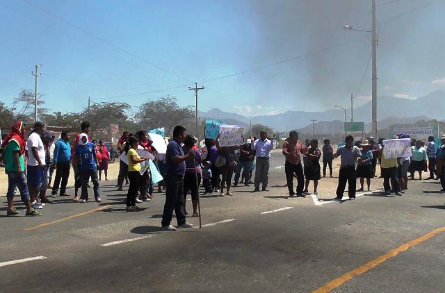 Pobladores de "Buena Vista" bloquearon carretera por supuesto fraude electoral