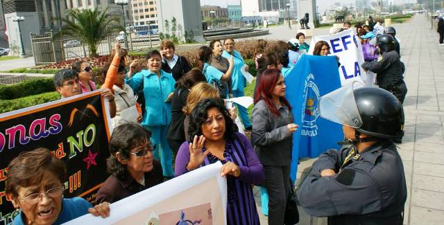Enfermeras protestaron en contra reforma del sector salud