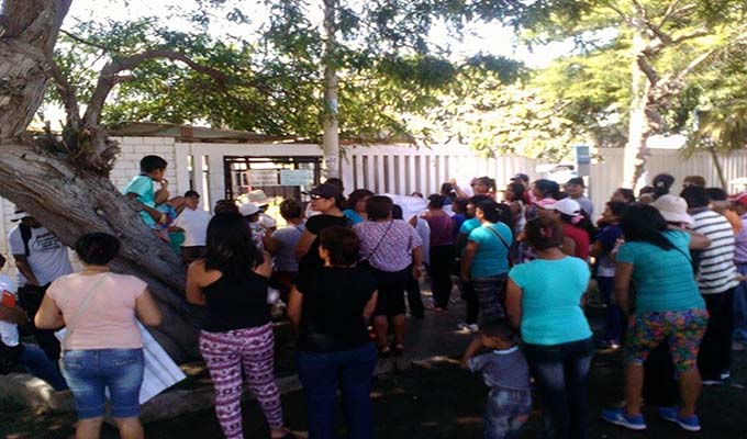 Reclaman a la Subregión Pacífico culminación de reconstrucción de colegio N° 89007