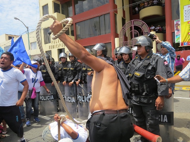 Militantes de Puro Áncash denuncian que municipio les negó permiso para cierre de campaña 