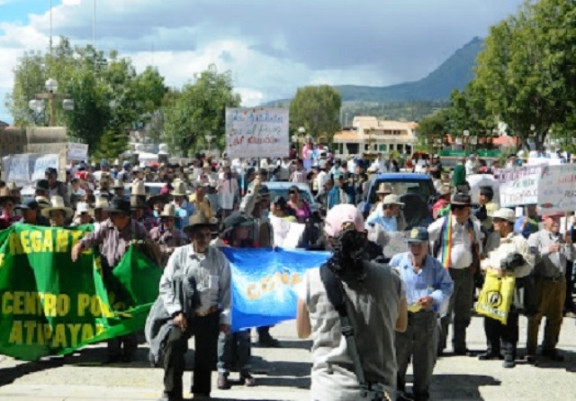 Huaraz: Protestan por corrupción en gobierno de Áncash