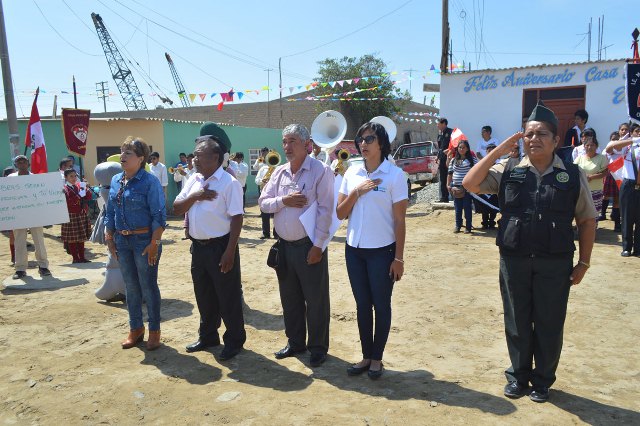 Vecinos del asentamiento humano 27 de Octubre celebran 56 años de creación