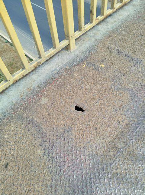 Defensoría conmina a la MPS a disponer reparación de puente peatonal del Terminal Terrestre