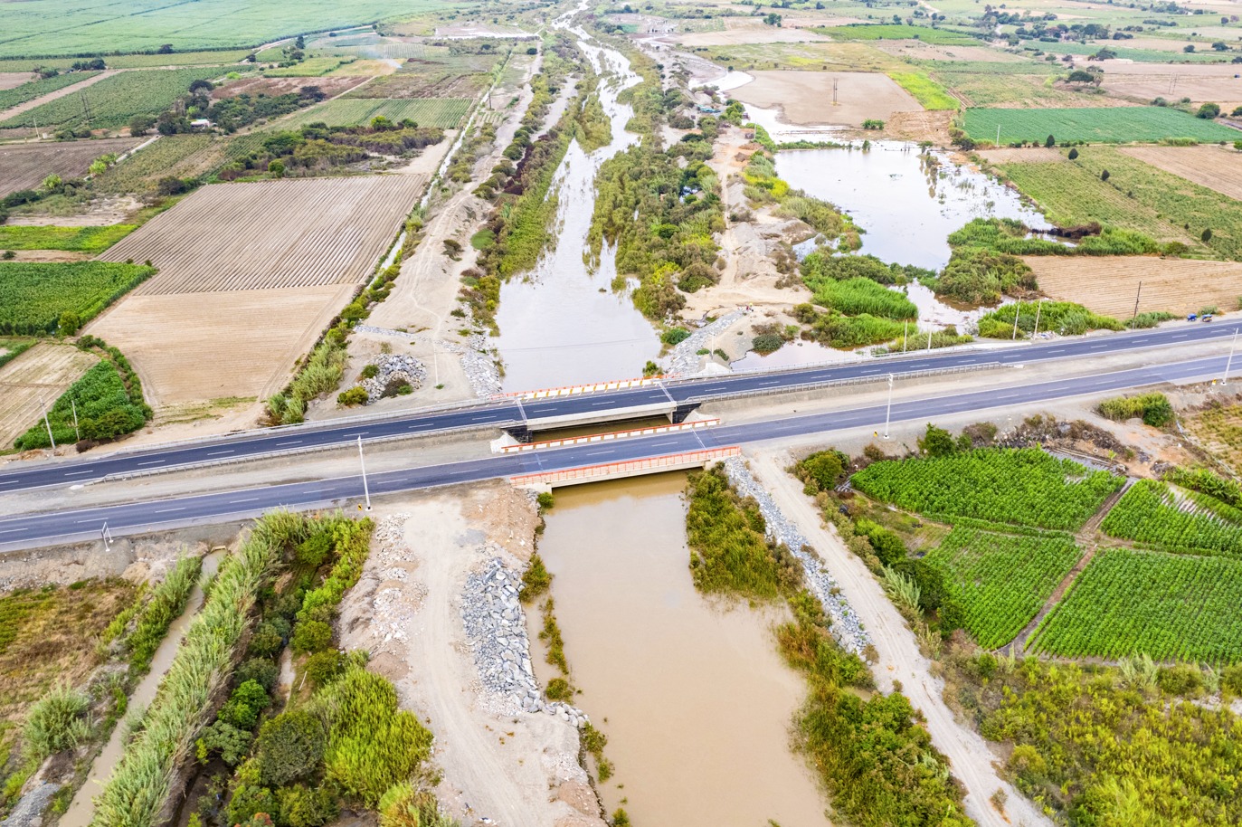Aunor ejecutará mantenimiento en el puente Huambacho
