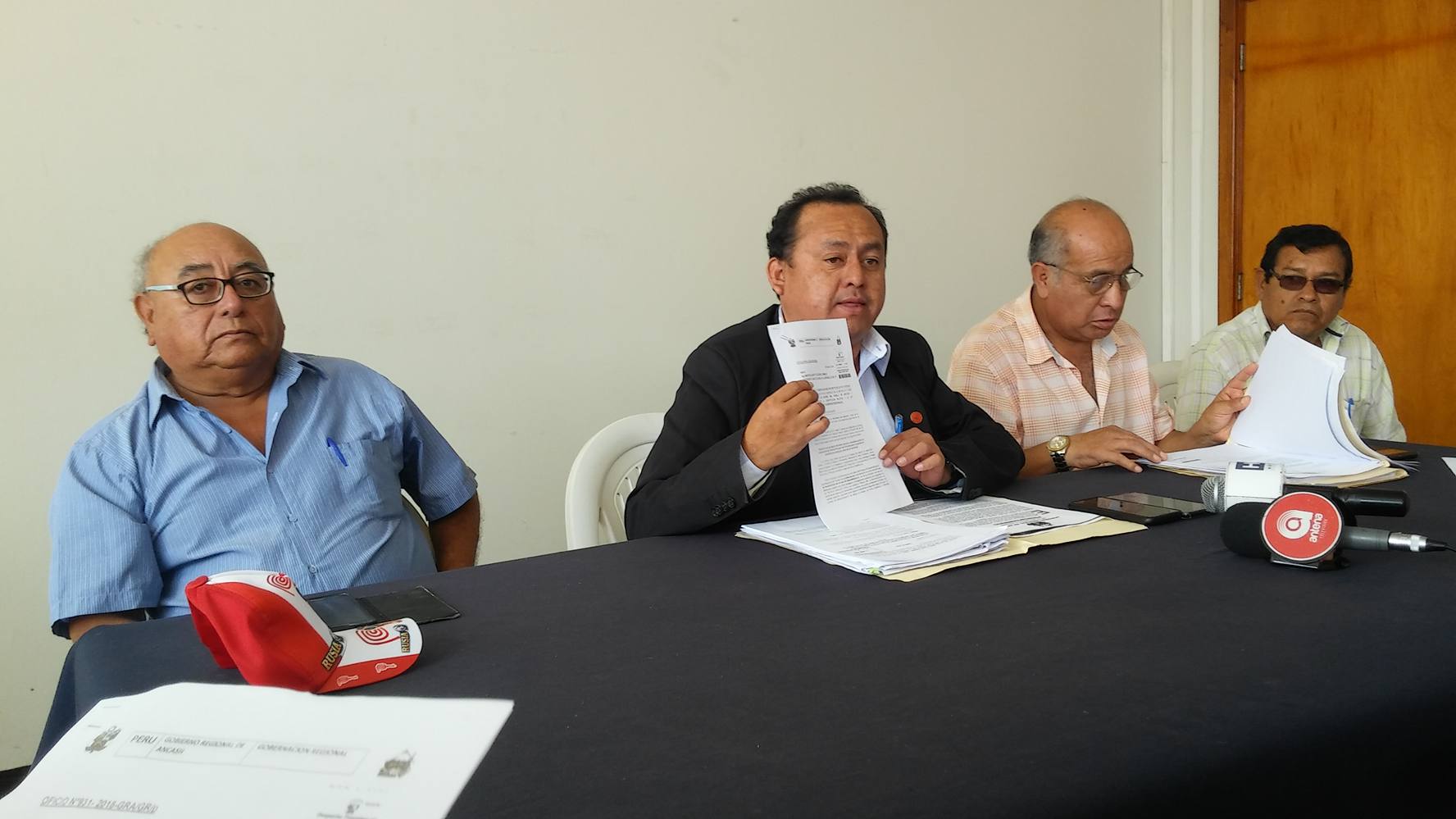 Advierten pretensión de querer revertir el terminal portuario de Chimbote al Estado