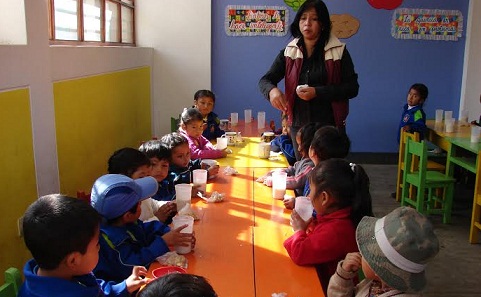 Huaraz: “Qali Warma” empezó entrega de desayunos a escolares