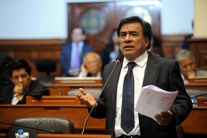 Juez ordena a fiscal pronunciarse sobre investigación a Velásquez Quesquén