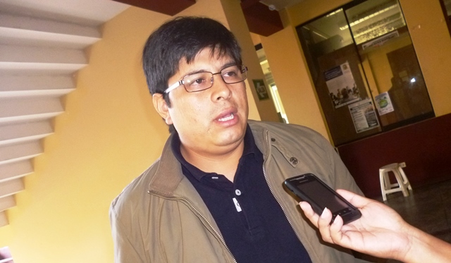  Comisión técnica no verifica veredas reconstruidas del centro de Chimbote