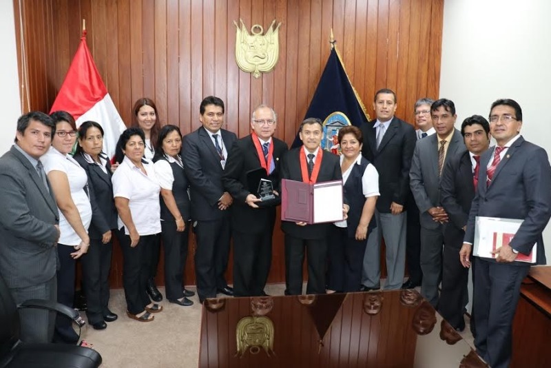 Chimbote: otorgan reconocimiento a  jueces y servidores por primer puesto en Concurso Nacional de Buenas Prácticas