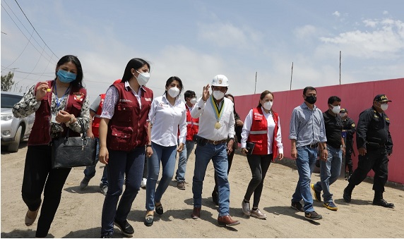 Reconstrucción de 18 colegios en Nuevo Chimbote generará más de 6 mil puestos de trabajo