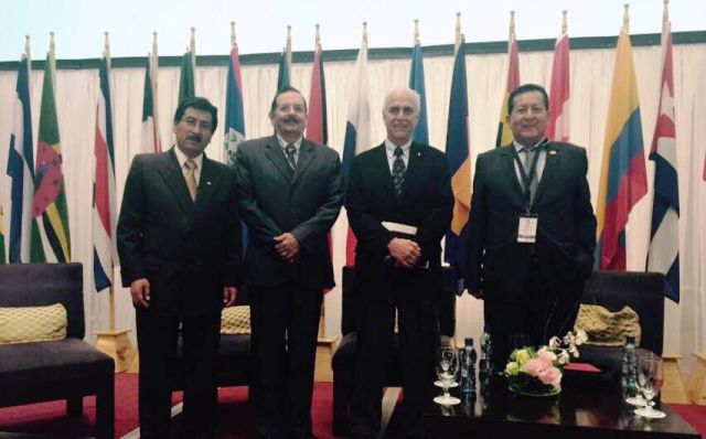 Uladech Católica presente en foro de rectores de la VII Cumbre de las Américas