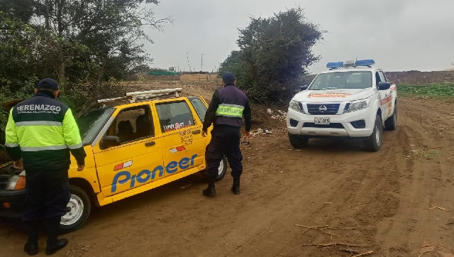 Agentes de serenazgo recuperan auto reportado como robado en Chimbote