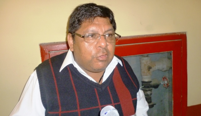 Regidor Hurtado se opone al cambio del escudo de Chimbote