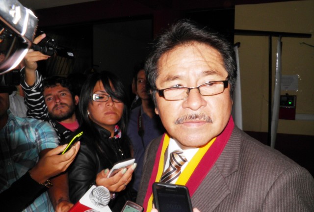 Regidor Ávalos no quiere hablar sobre sanciones al Consorcio Casco Urbano