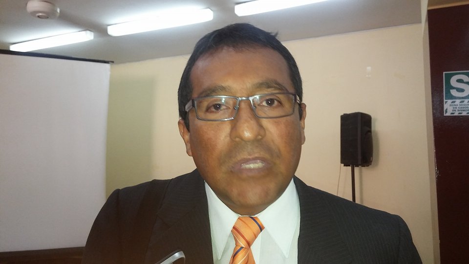 Regidor Briceño: “Waldo Ríos y Valentín Fernández están complotando contra Chinecas”