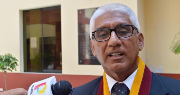 Regidor oficialista opinó también que debe haber cambios en las gerencias del municipio de Chimbote