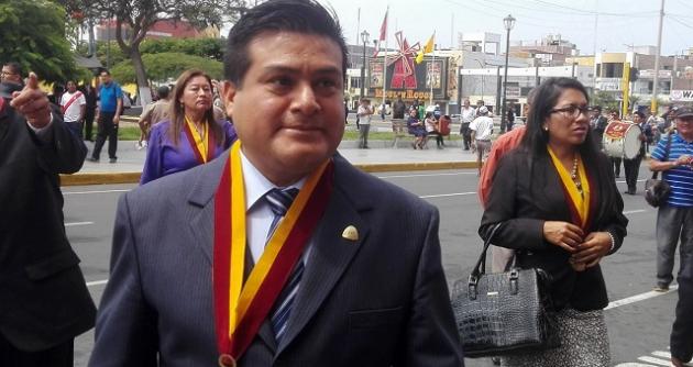 Regidor pide a Fiscalía Anticorrupción que intervenga municipio de Chimbote por presuntos pagos irregulares