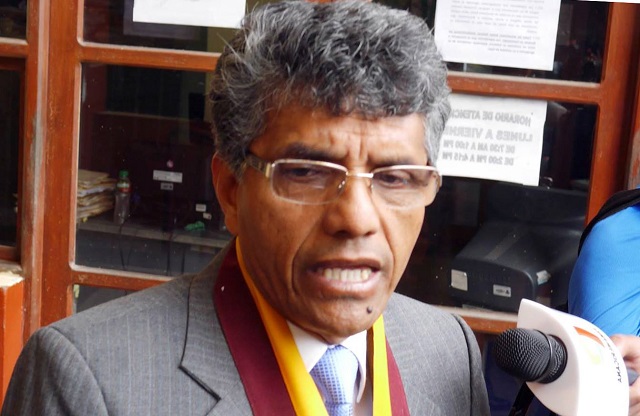 Regidor Ortiz dijo que recomendó el cambio de dos gerentes en municipio de Chimbote