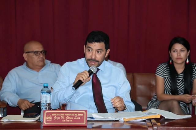 Regidor Gleni pedirá hoy reestructuración de comisiones en última sesión del 2015 en la MPS