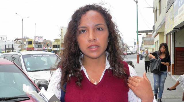 Alcalde Gasco recibe críticas por desalojar a policía de reunión de seguridad ciudadana