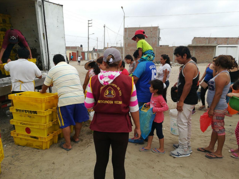 Municipio y Produce distribuyen 14 toneladas de pescado en Chimbote y Nuevo Chimbote