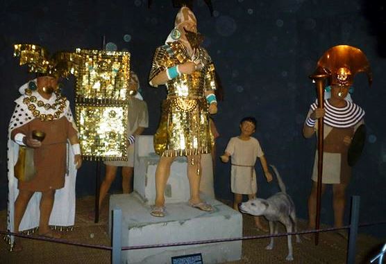 Réplica de museo Tumbas del Señor de Sipán por primera vez en Chimbote