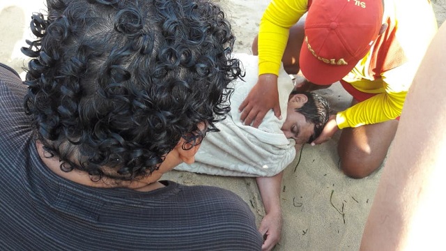 Diez bañistas fueron rescatados de la muerte en primer día del año en playas de Nuevo Chimbote y Samanco