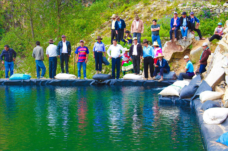 Quillo: municipio entrega reservorio de agua a pobladores de Ocupampa