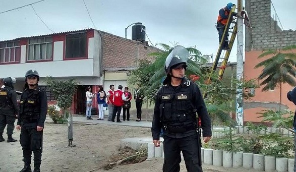  JEE del Santa supervisa el retiro de propaganda del candidato Estaban Cacha