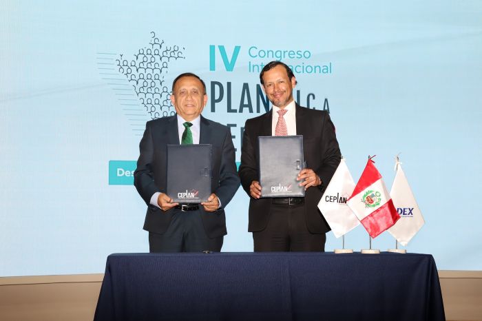 Adex y Ceplan se unen a fin de impulsar comercio exterior peruano