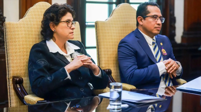 Congreso: jefa del Reniec y presidente del JNE informarán sobre padrón electoral