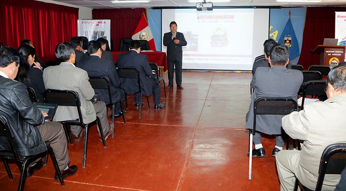  Presidente regional se reunió con directores de Unidades de Gestión Educativa