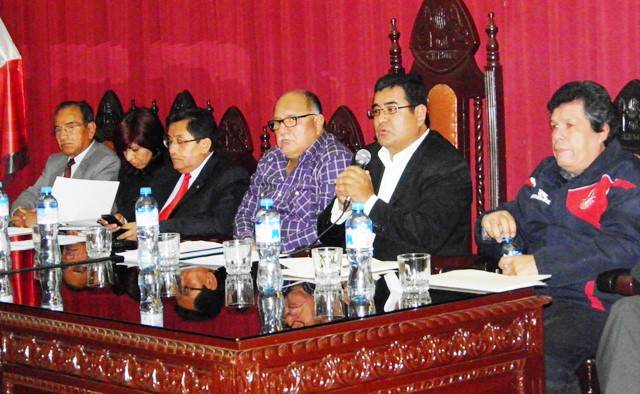 Autoridades asumen compromisos para enfrentar a la delincuencia y violencia