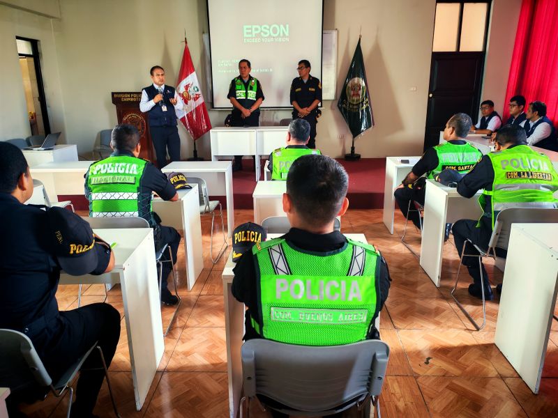  ODPE Santa coordina acciones de seguridad con la Policía Nacional