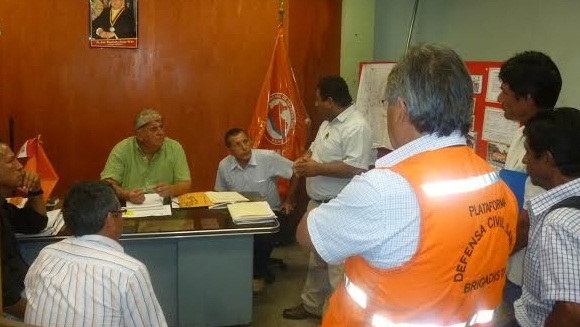 Agricultores exigen apoyo para solucionar desborde que ocasionó el río Santa